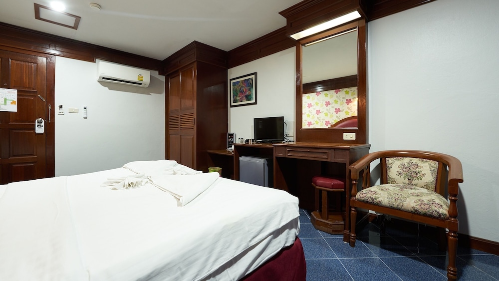 SUPERIOR, DOUBLE BED