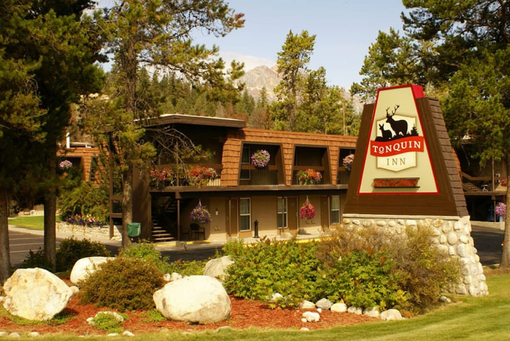 Tonquin Inn Jasper Hotel 3/37