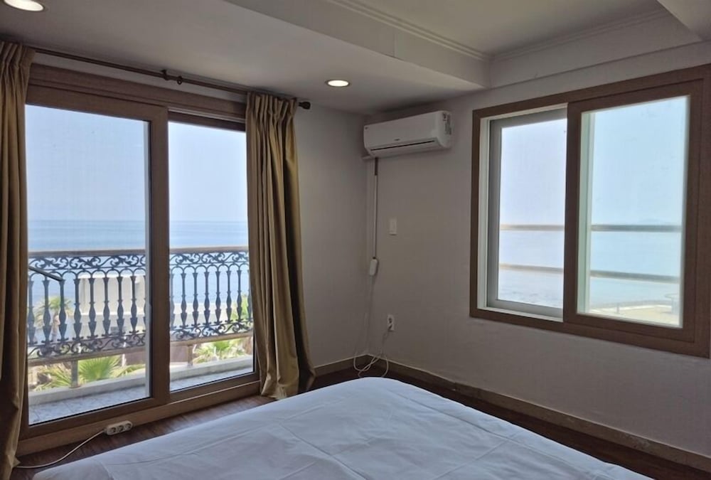 Navis Hotel & Pension 18/41