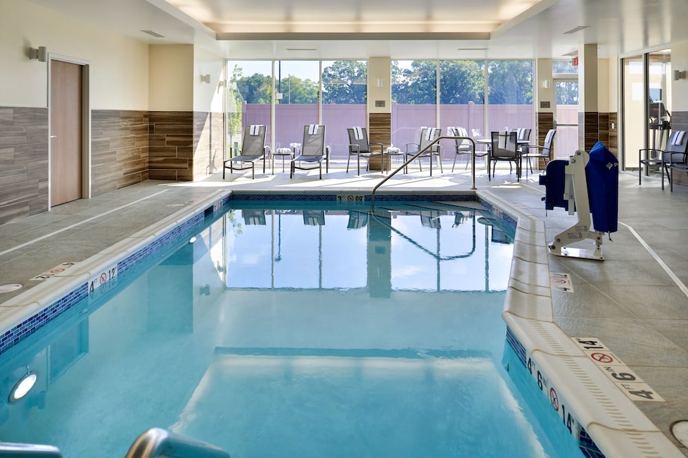 Fairfield Inn Suites Minneapolis Shakopee 16/50
