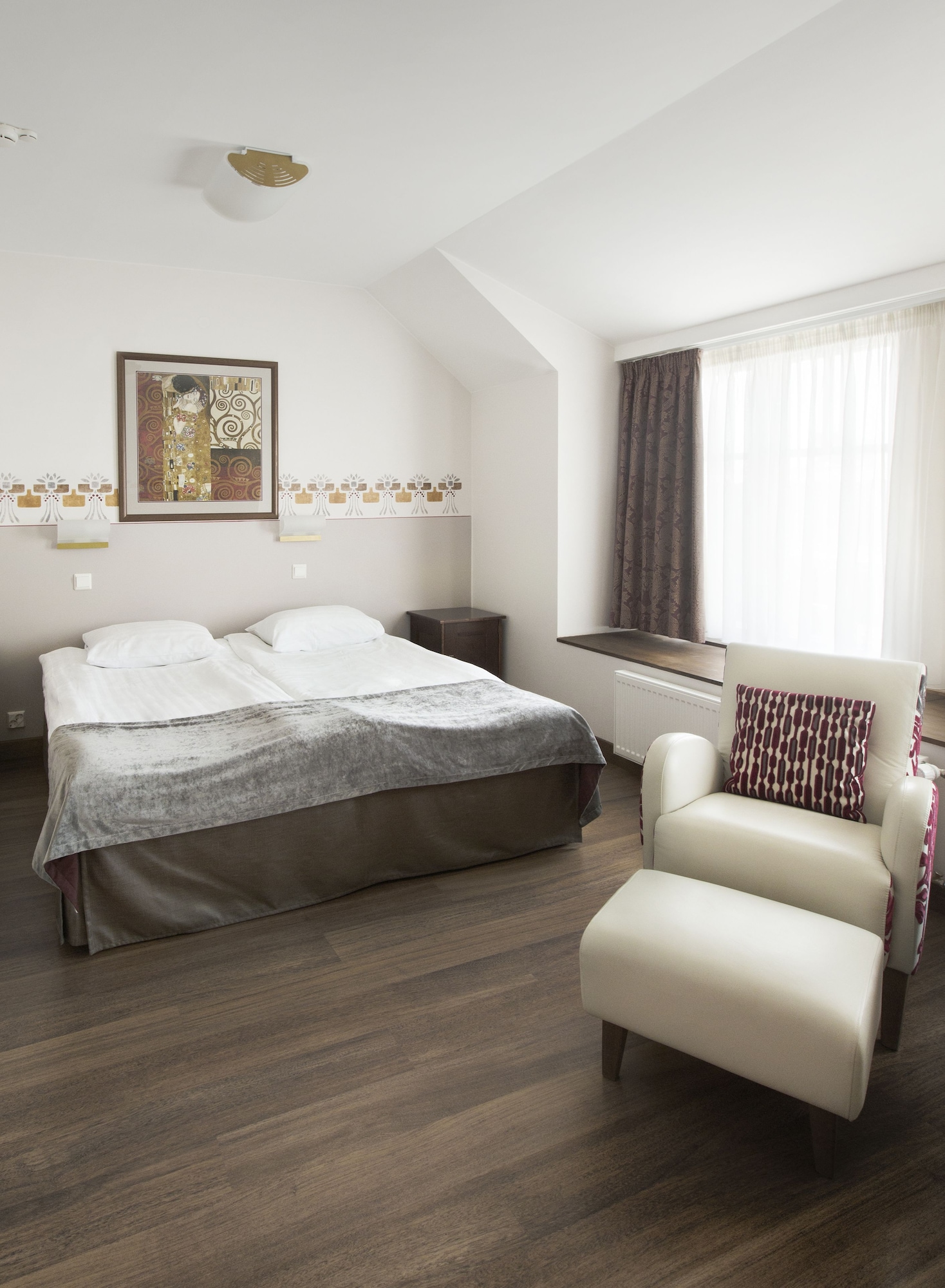 CLASSIC, DOUBLE BED