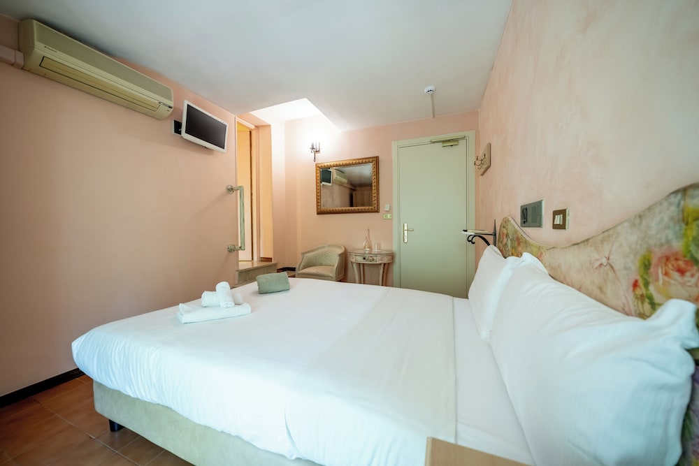Hotel Serenella 14/73