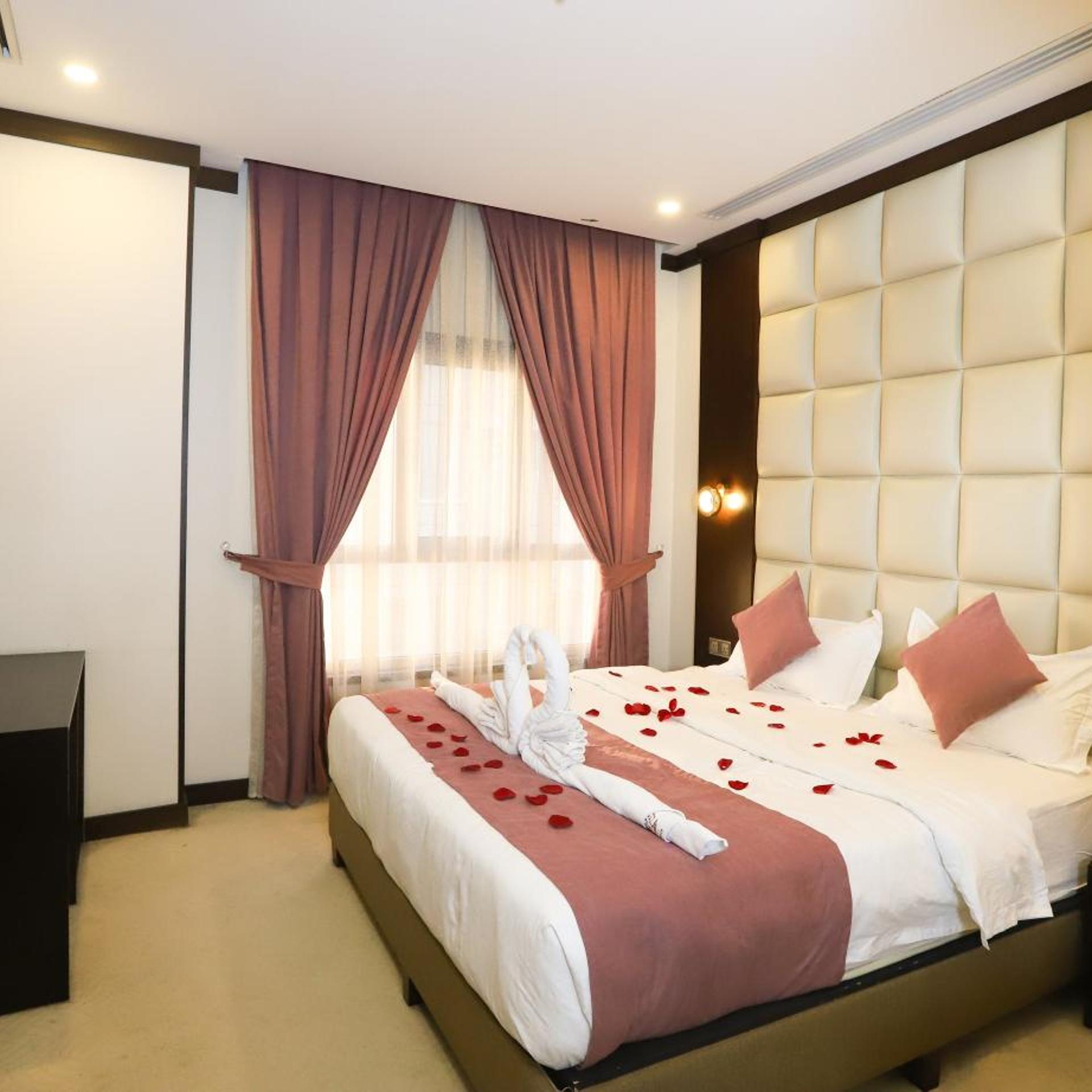 Paris Plaza Hotel 21/62