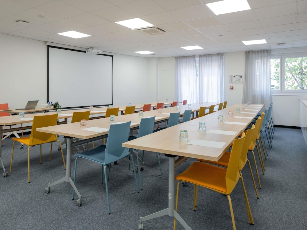 IBIS BUDGET LYON CALUIRE CITE INTERNATIONALE 46/57