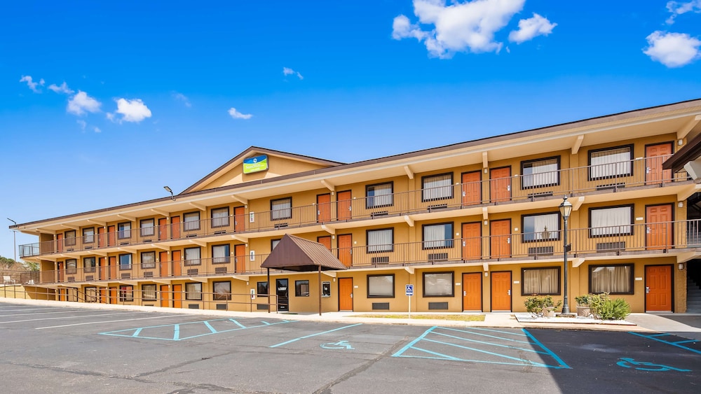 Surestay Hotel By Best Western Tupelo North 1/28