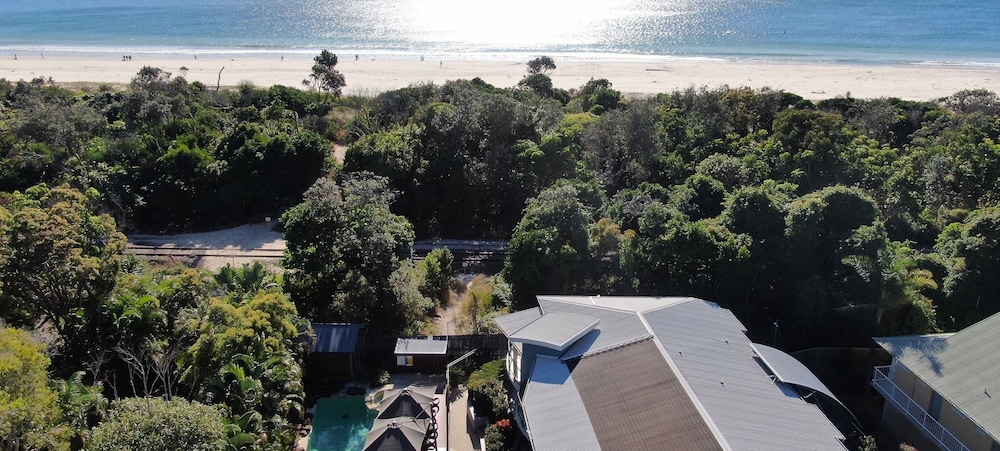 Byron Beachcomber Resort 48/55