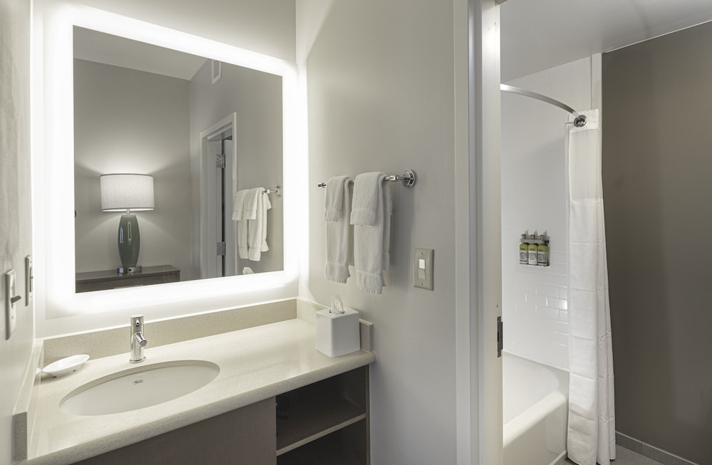 Staybridge Suites Montgomery - Downtown 8/37