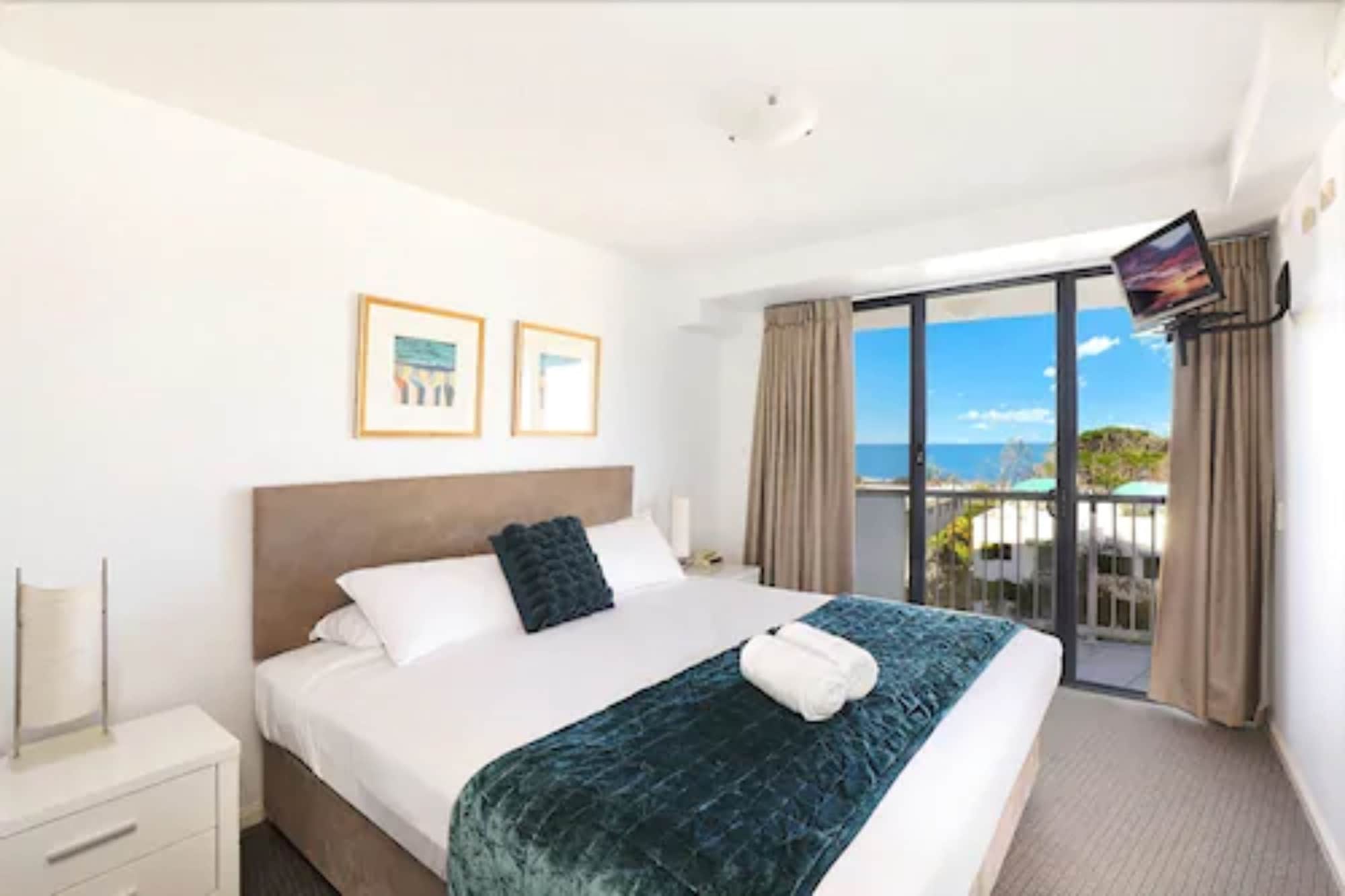 2 Bedroom Standard Ocean View - Tower II