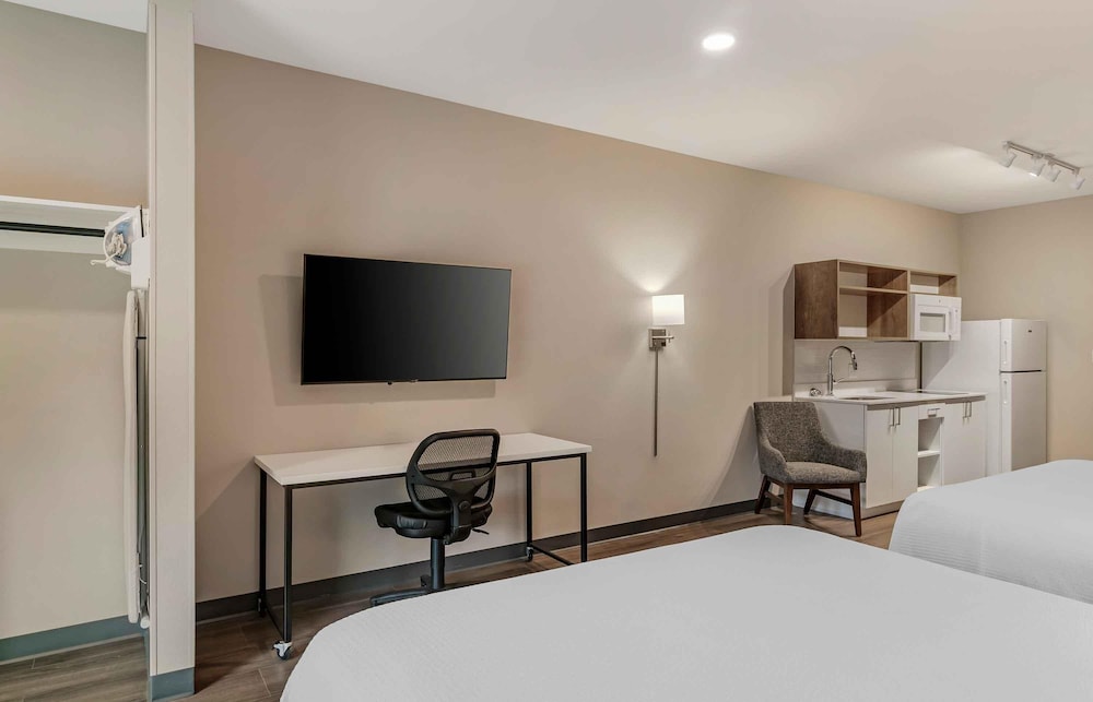 Extended Stay America Premier Suites- Jacksonville - Airport 24/40