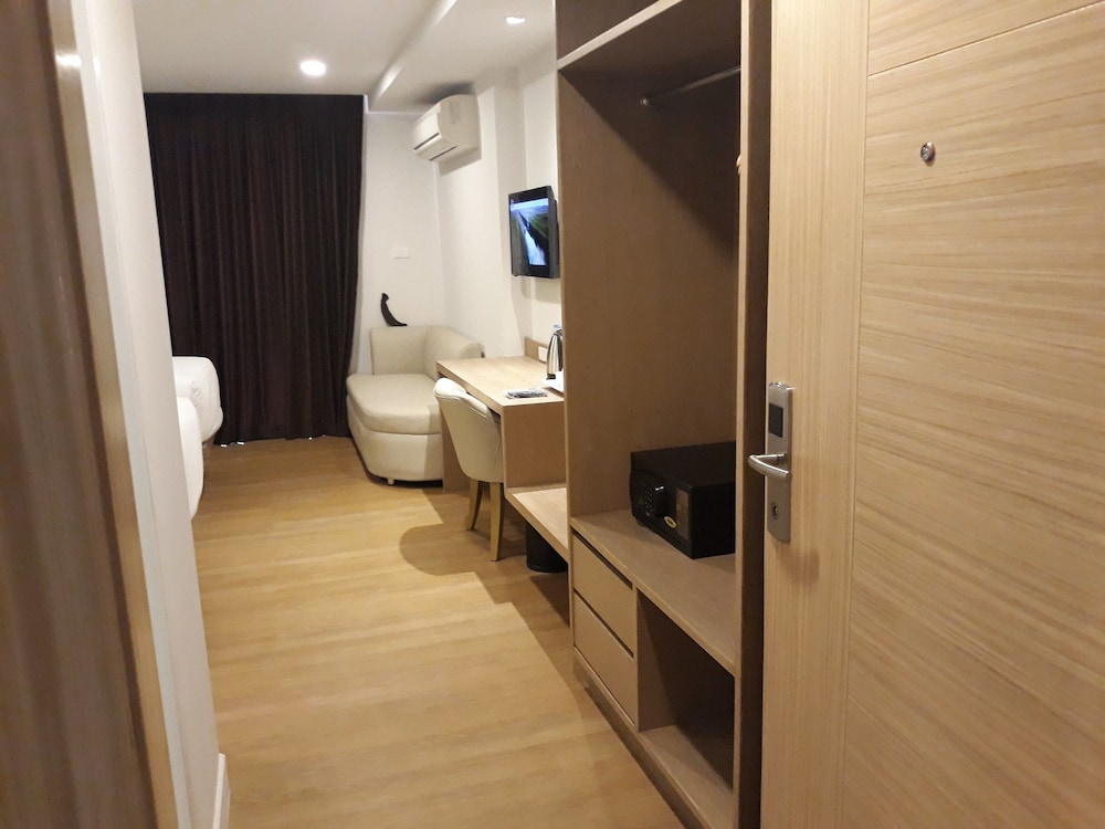New Square Patong 25/69