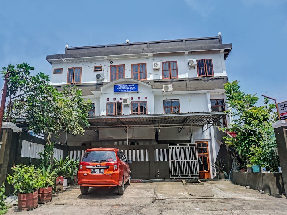 SPOT ON 2226 Nurmega Jaya 1/34