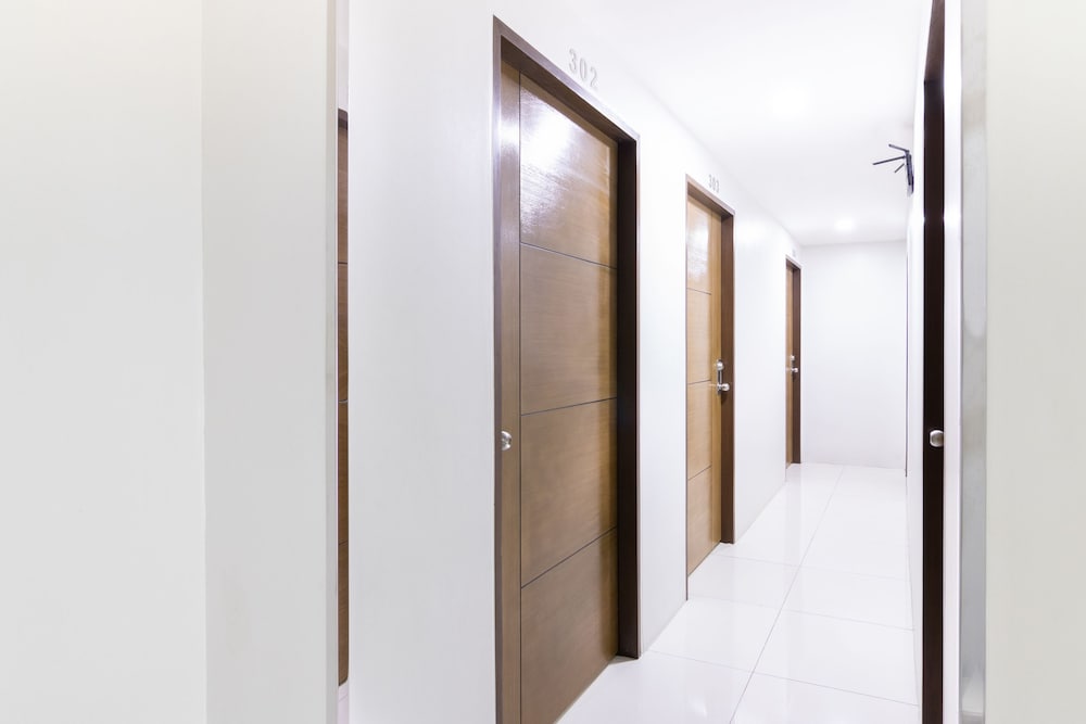 OYO 152 Sangco Condotel 37/45
