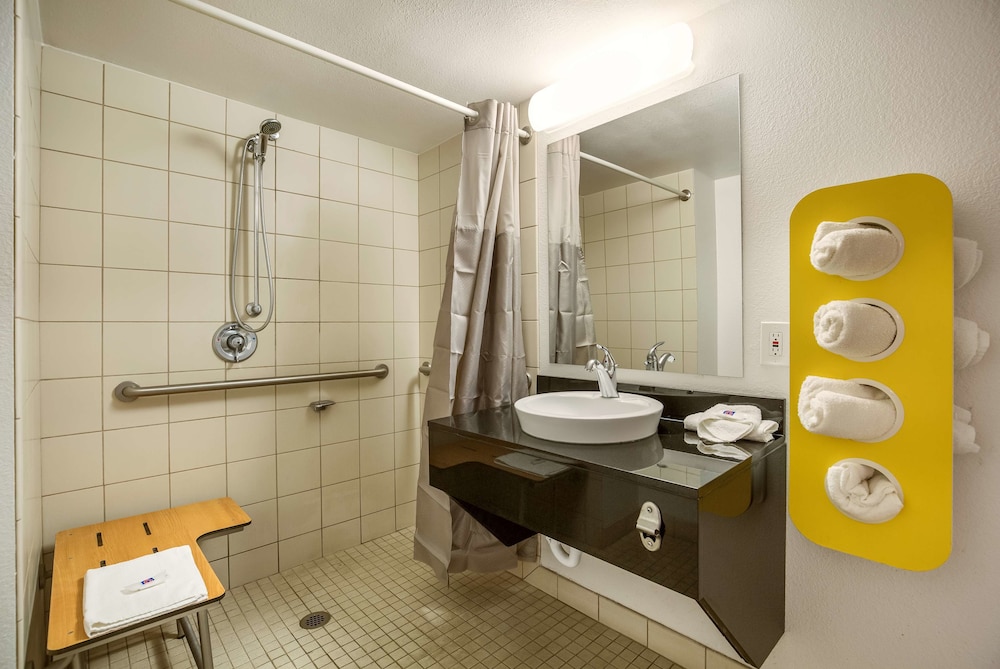 Motel6 Kingman, AZ - Route 66 East 30/63