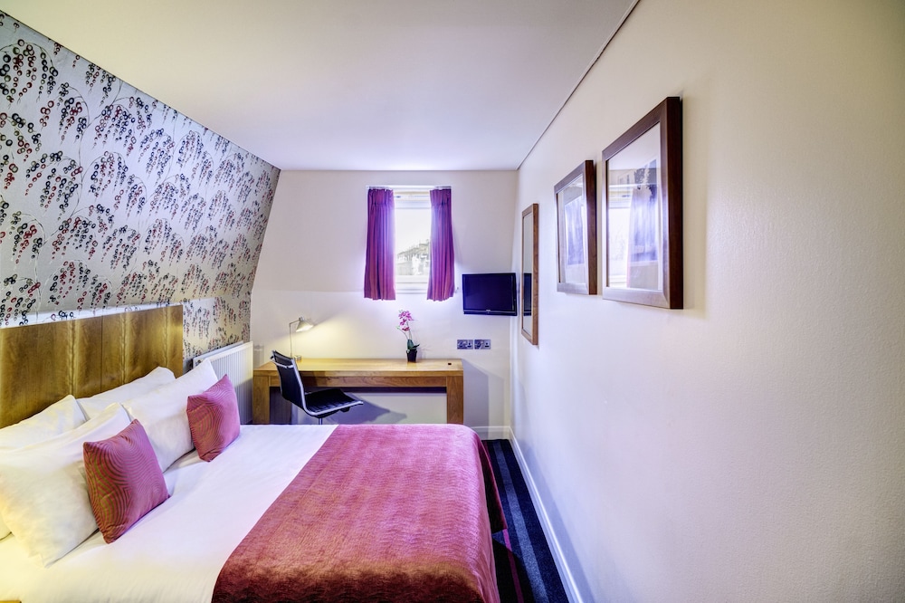 Four Points by Sheraton Edinburgh 25/56