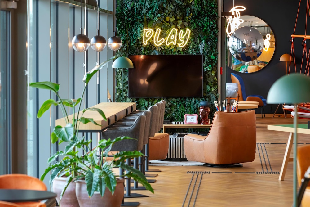 LOGINN Hotel Koln Airport 37/48