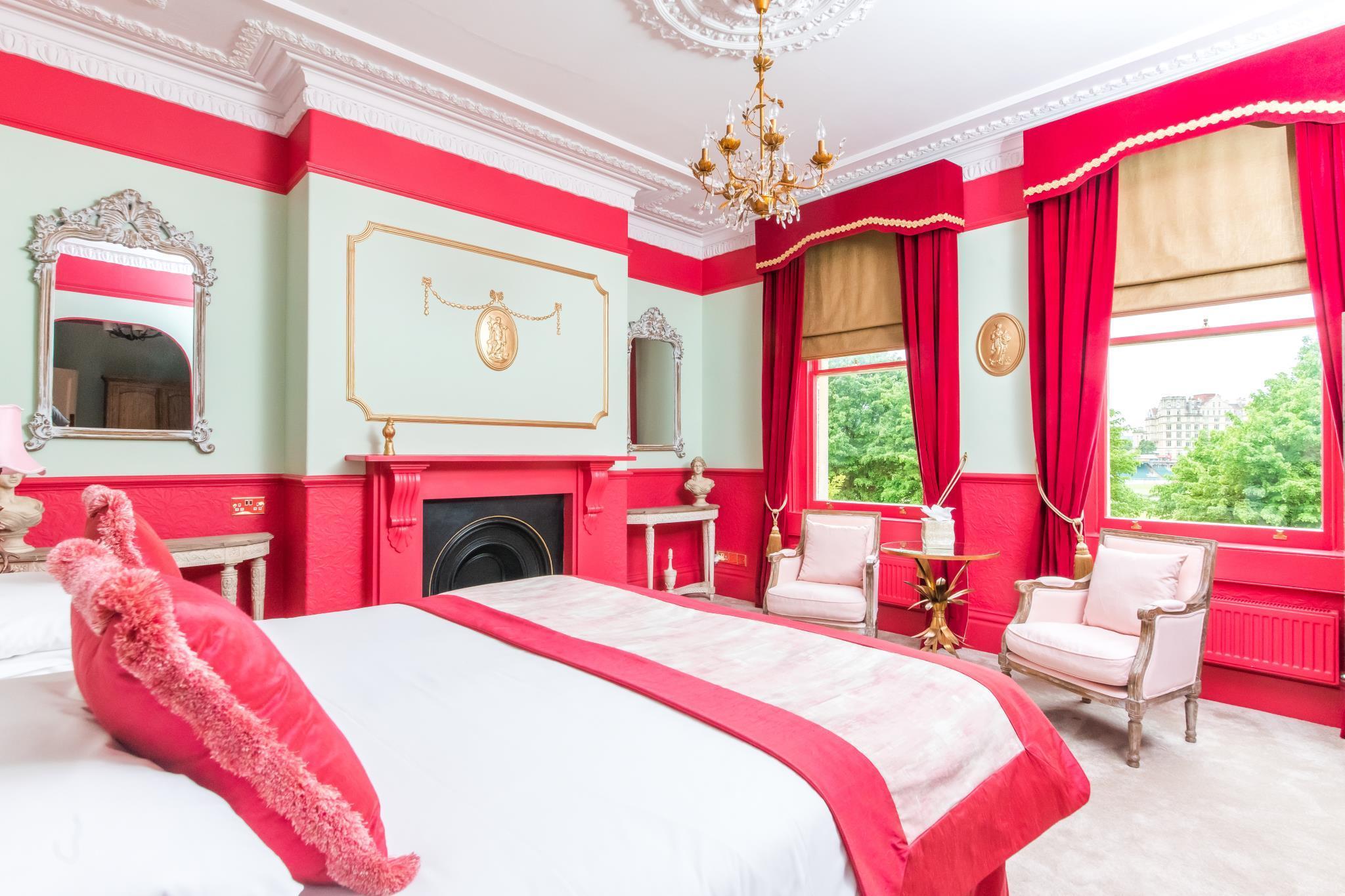 Room, Double or Twin Bed, Garden View