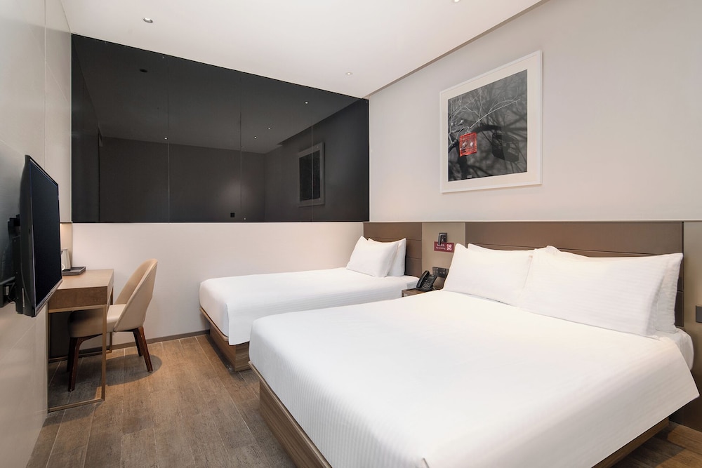 Meichen Hotel 28/72