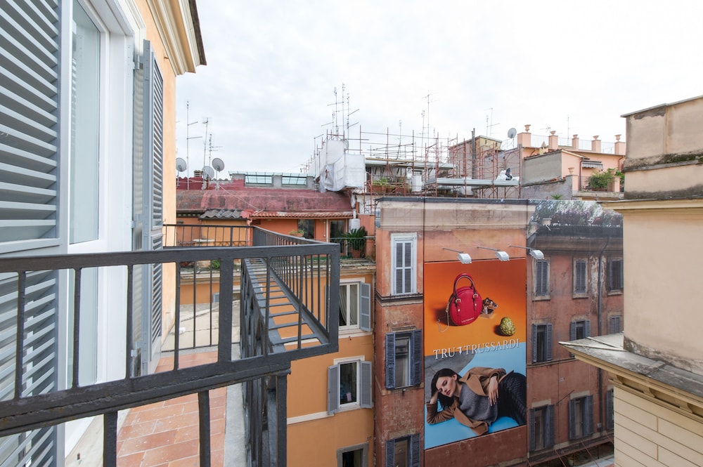 Domus Spagna Frattina Prestige Suite 34/50