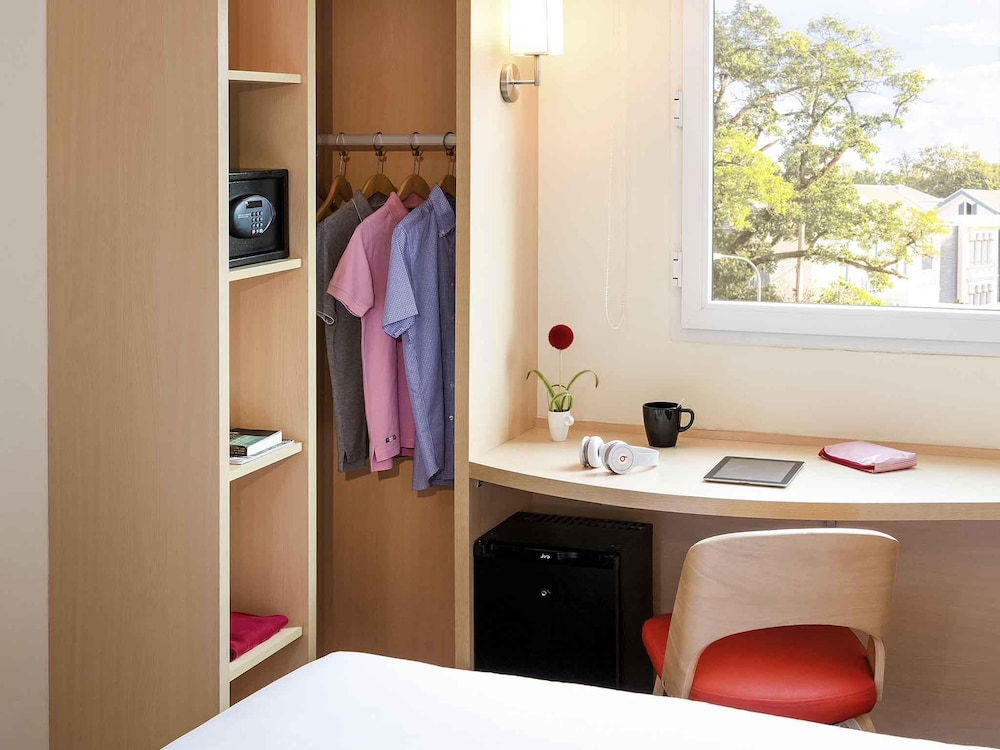 IBIS VIENTIANE NAM PHU 25/25