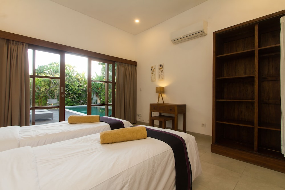Echo Beach Villa and Apartment 26/65