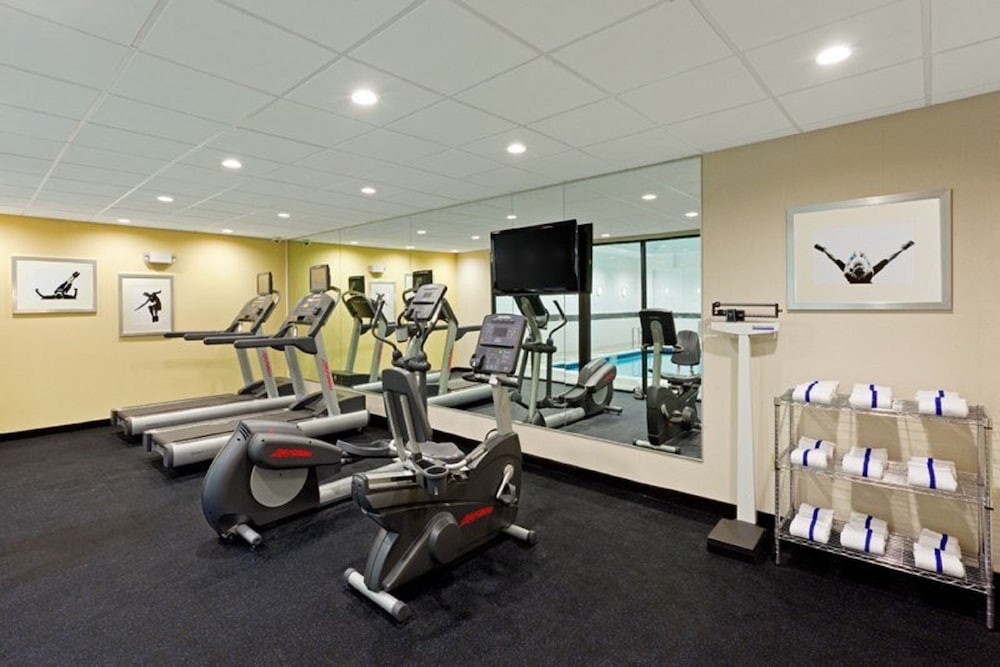 Holiday Inn Express Hotel And Suites Batavia Darien Lake 38/54