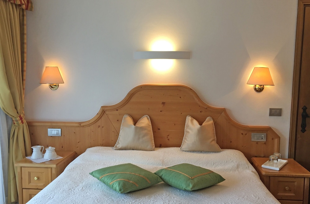 Parkhotel Ladinia 16/50