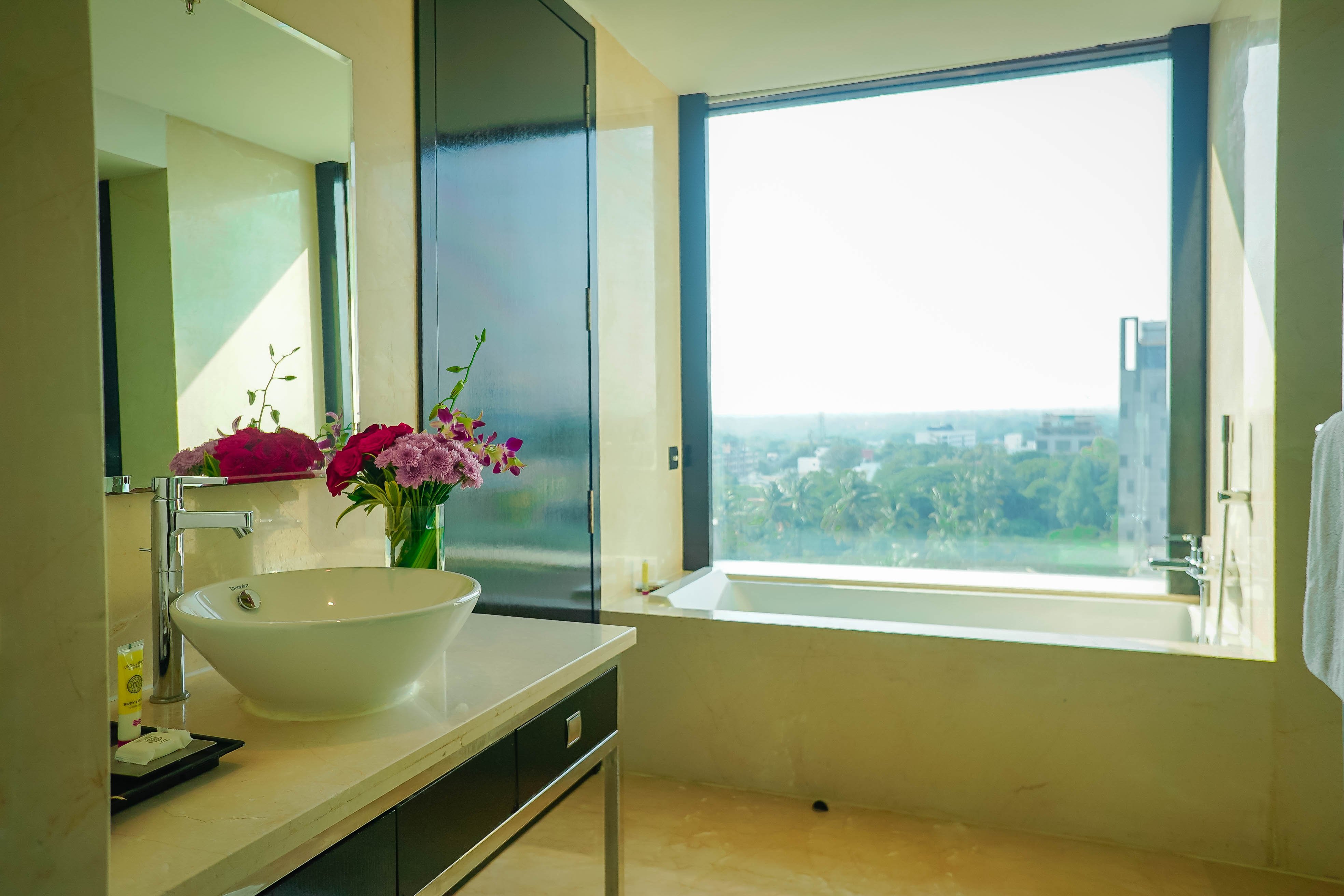 Junior Suite, King Bed