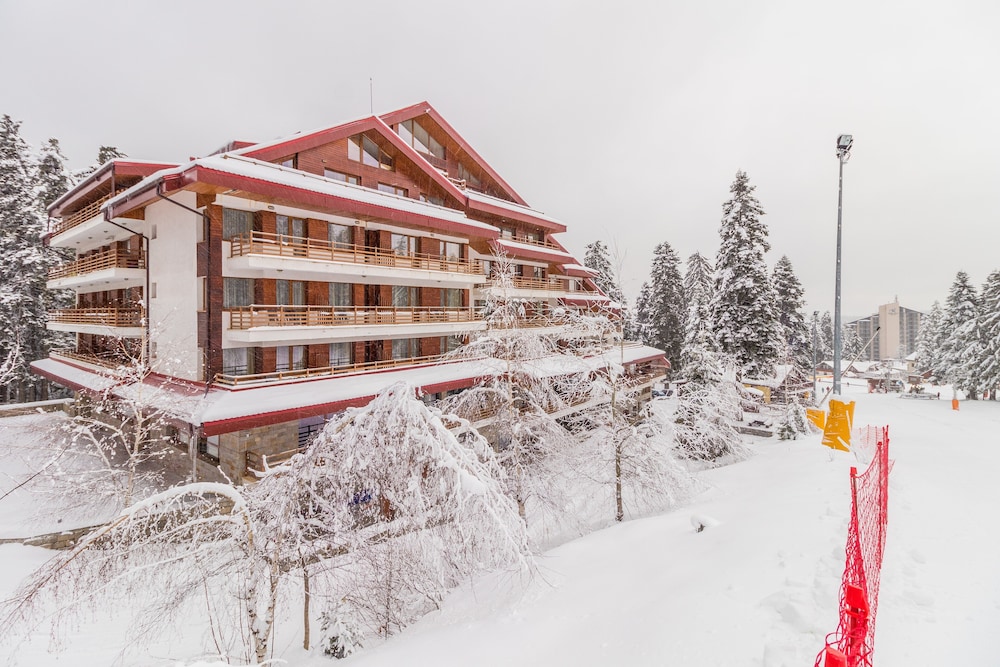 Club Hotel Yanakiev 3/55