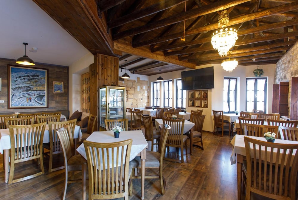 Kodra Hotel Gjirokaster 49/59