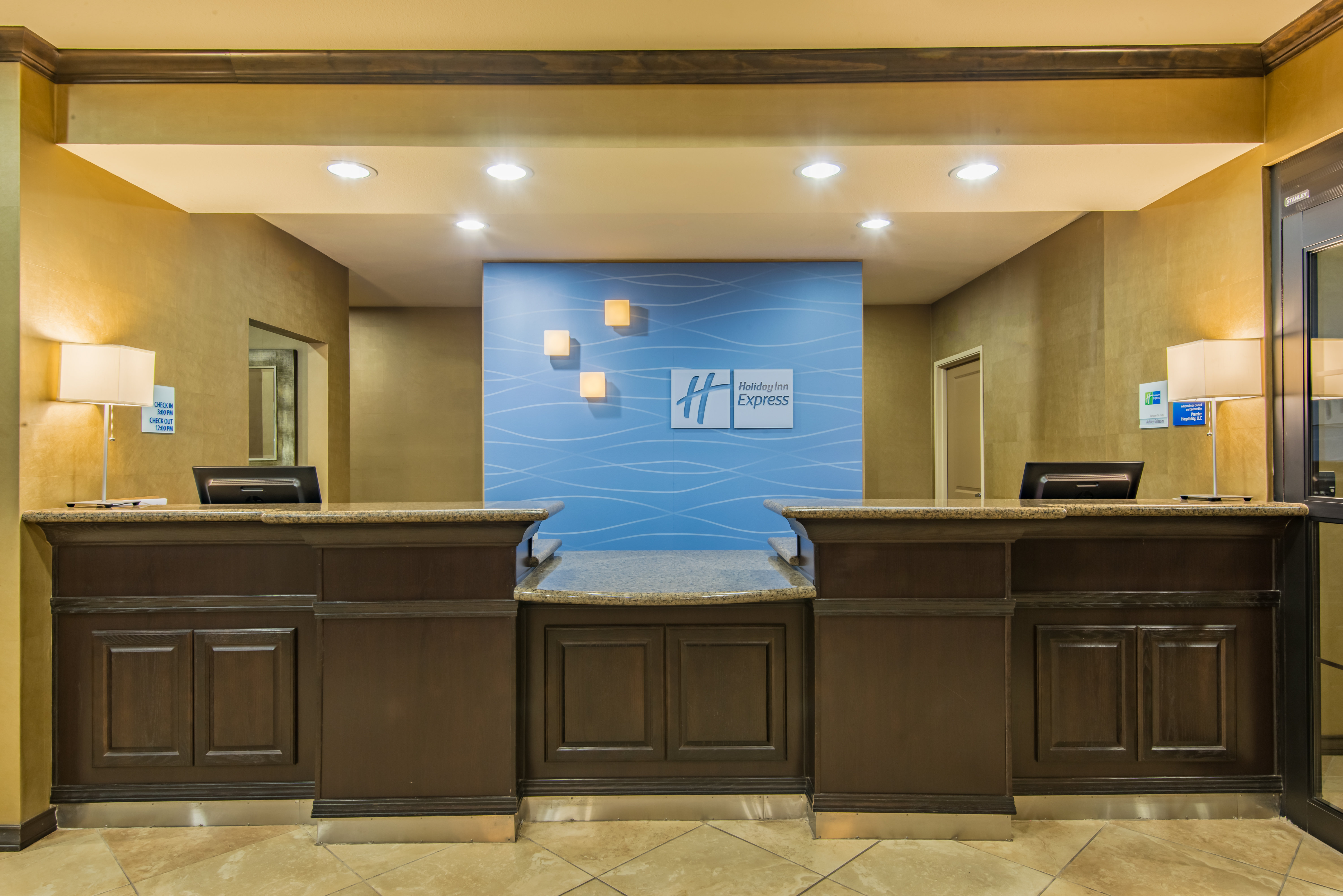 Holiday Inn Express Hotel Suites Clovis 8/49