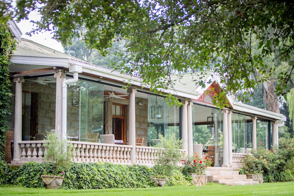 Hartford House 1/50