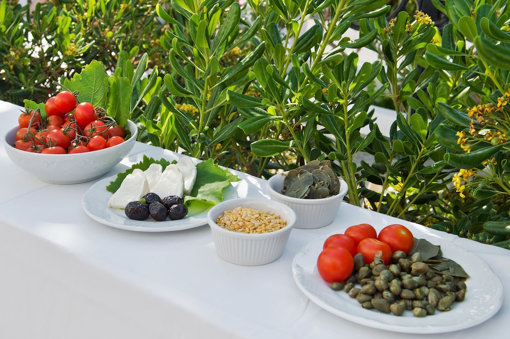 Makarios Hotel 35/49