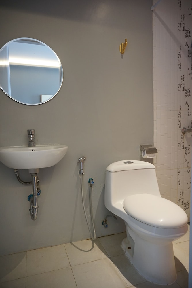 Hotel Pantes Simpang Lima Semarang 33/34