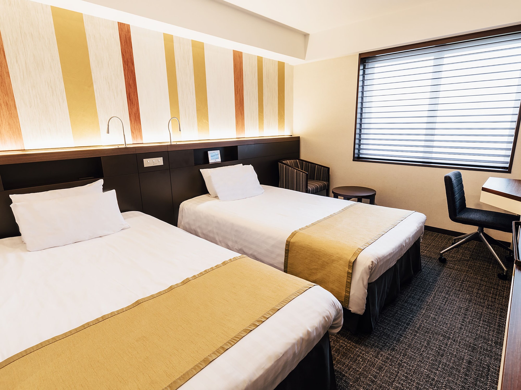 STANDARD, TWIN BEDS