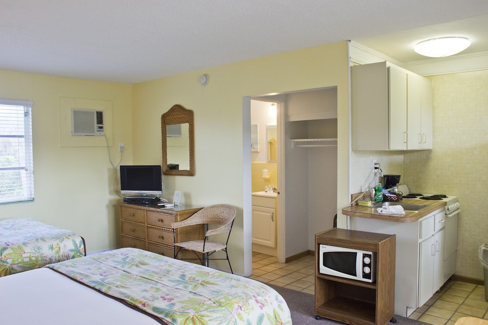 Seaspray Surf Lodge 23/56