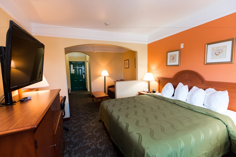 Hyatt Select Galveston Beachfront 4/43