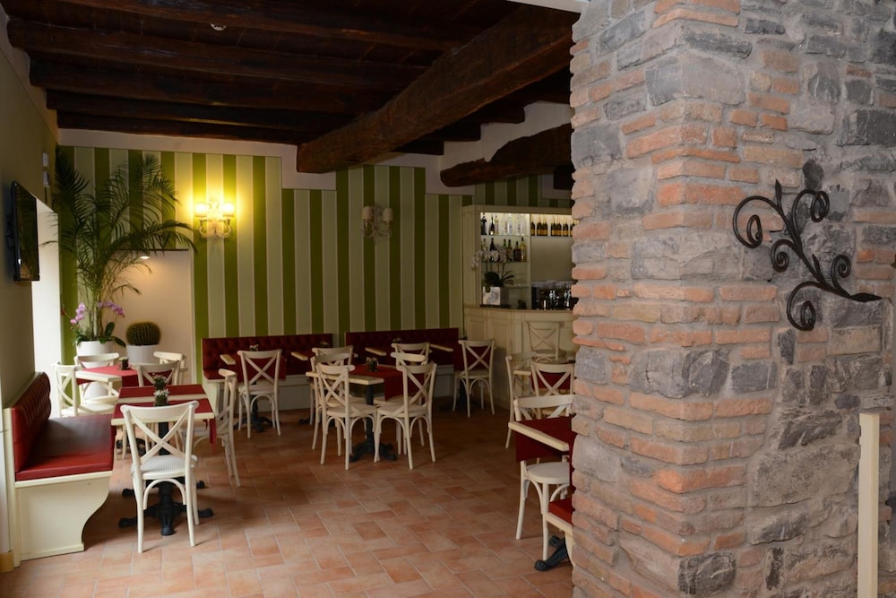 BORGO ANTICO HOTEL 53/69