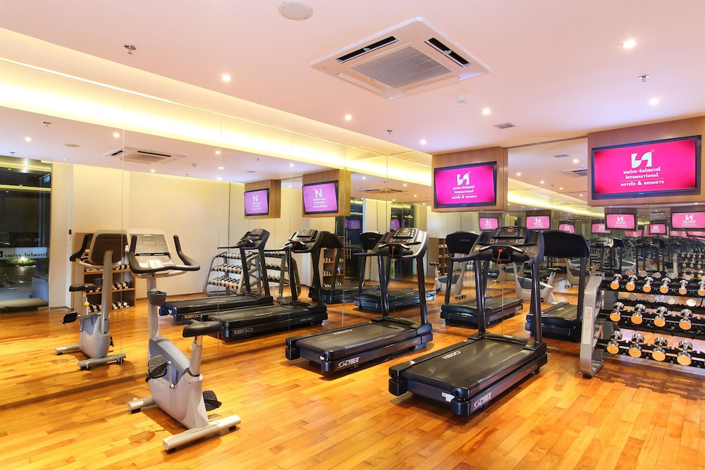 Swiss-Belhotel Pondok Indah 41/69