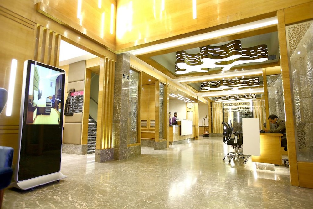 Regenta Central The Crystal 12/50