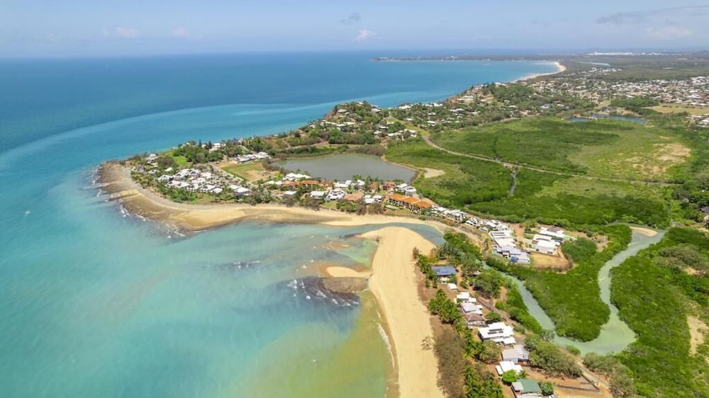 Dolphin Heads Resort 66/72