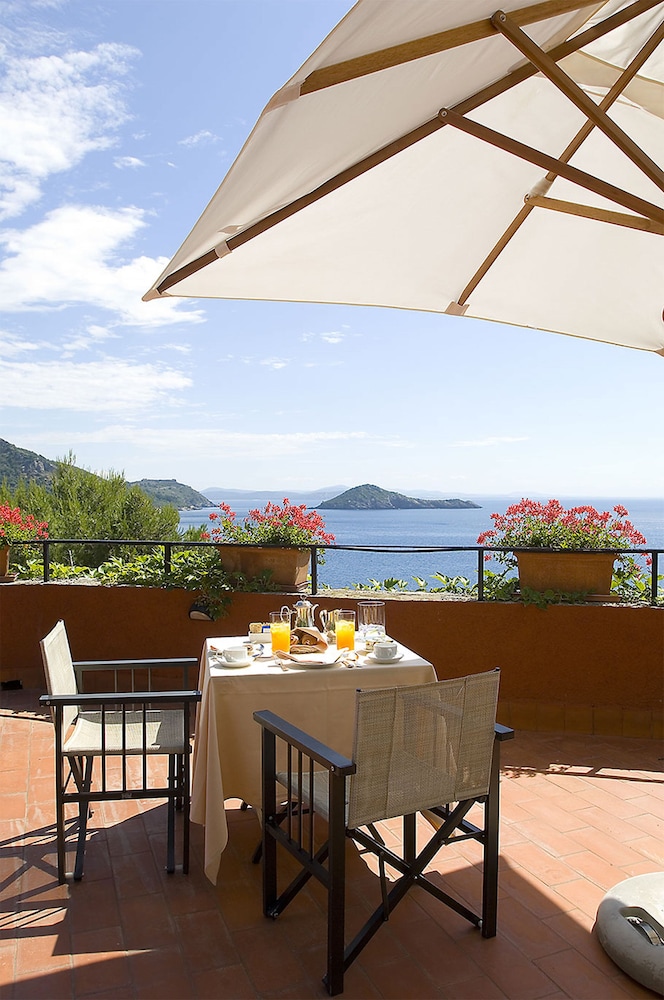 Hotel Il Pellicano 73/83