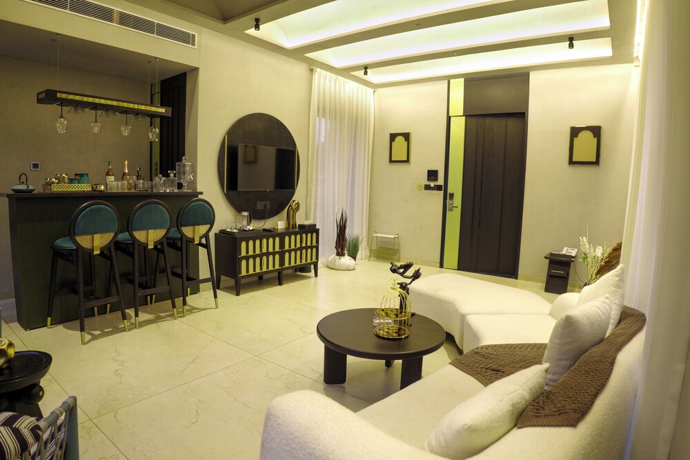 Sun Hotel & Resort 31/50