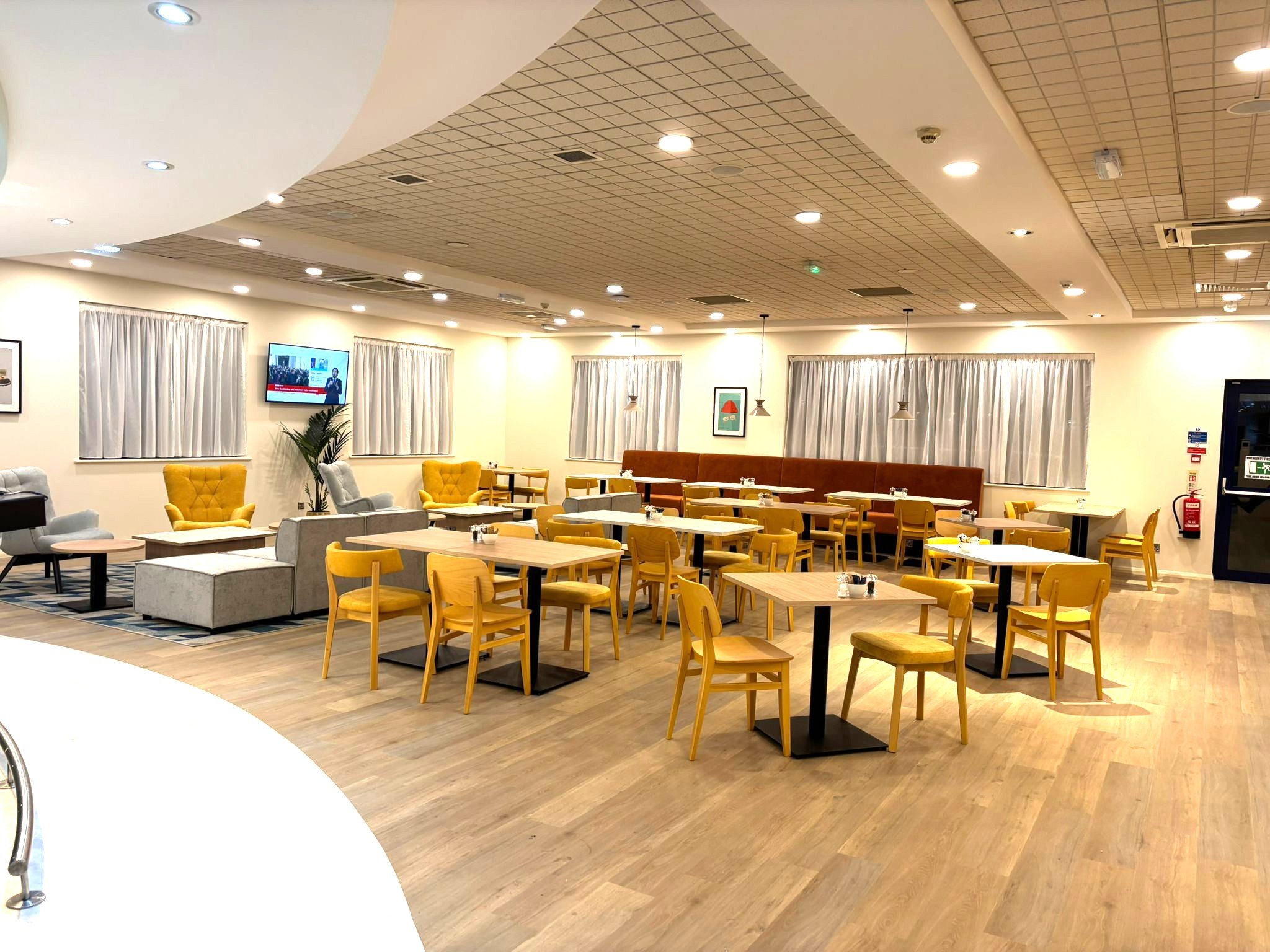 Ibis Rotherham East - M18 - M1 36/44
