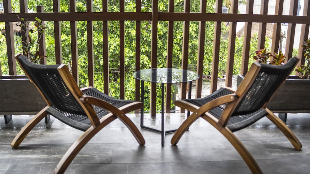 Serenity Hotel Boutique 35/70