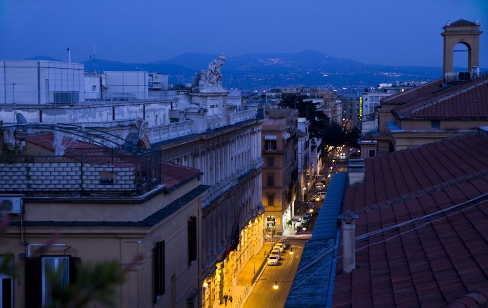 Marcella Royal Hotel - Roof Top Garden 5/60