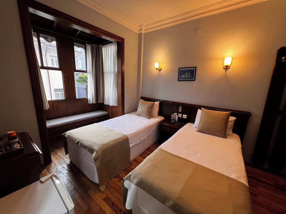 Denizci Hotel 9/48