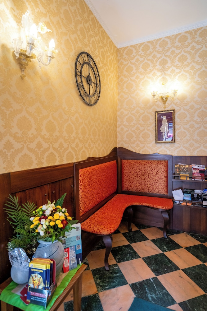 Lobby at Tintoretto Hotel, VENICE