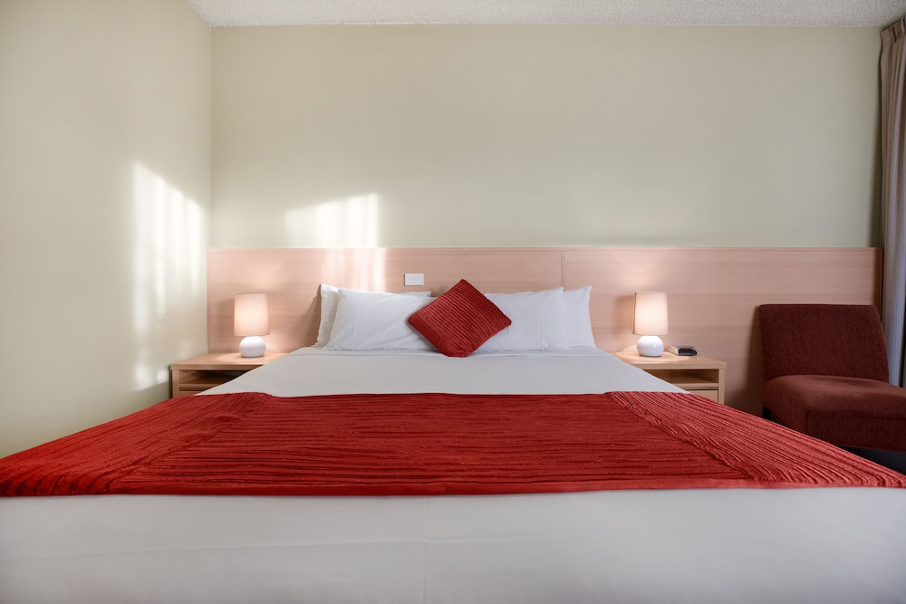 ADELAIDE ROAD MOTOR LODGE 6/49