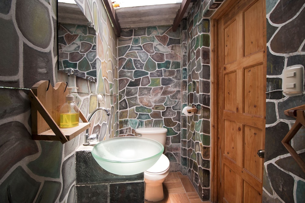 ECO HOTEL UXLABIL ATITLAN 47/49