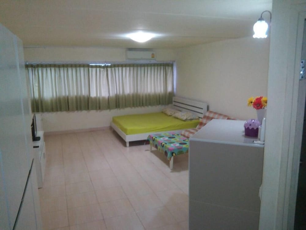 Impact Don Mueang Bangkok Guest House 31/58